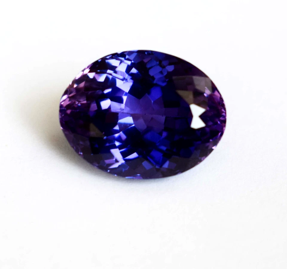 Beautiful Loose Gem For Engagement Ring 14-16 Ct Multi Color Changing Sapphire - Image 3 of 4