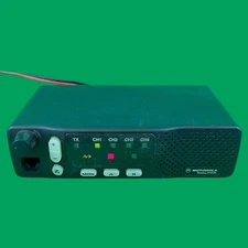 Motorola Radius M1225 / M1225 / UHF / Two Way Radio / Analog / 450-474MHz