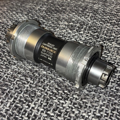 Boîtier Pédalier Shimano Dura-Ace BB-7700 Octalink V1 109.5mm Filetage BSA (occasion)