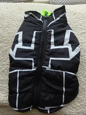 SILVER PAW COAT JACKET BLACK GREEN AND WHITE EXTRA SMALL. 