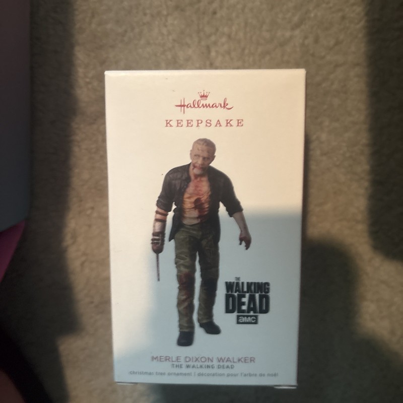 2018 Hallmark Merle Dixon Walker Ltd Ed Ornament The Walking Dead New 