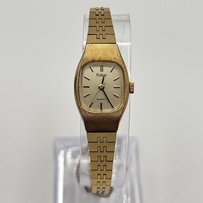 Pulsar V231-5190 Vintage Ladies Gold-Tone Watch Champagne Dial With Safety Chain