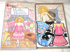 1990 HOLLY HOBBIE DRESS UP SET GR .