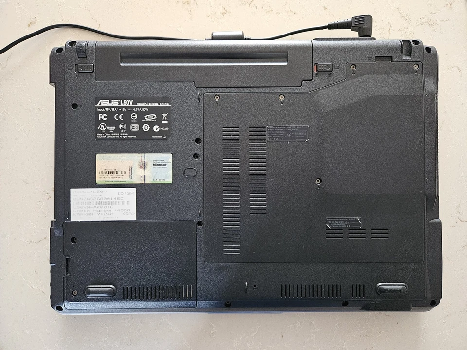 Laptop Notebook Asus L50V nero in ottime condizioni - Immagine 3 di 4