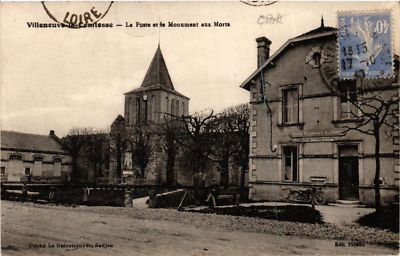 CPA VILLENEUVE-la-COMTESSE - La Poste et le Monument aux Morts (637123)