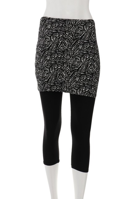 white shirt with black leggings