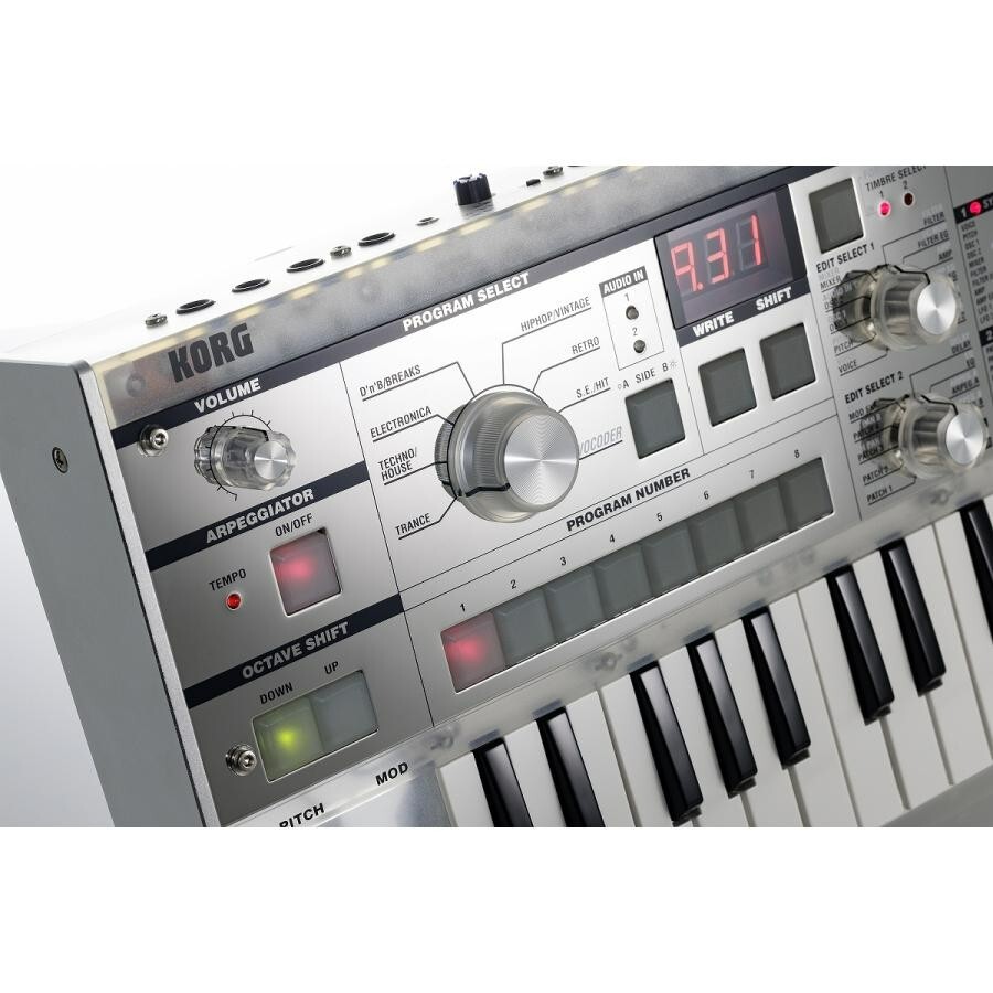 鍵盤楽器 NovationBassStation Rack+Korg Micro korg Amazon.com: Korg microKORG Compact Analog Modeling
