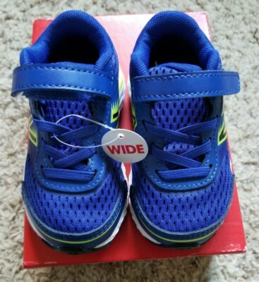 NEW New Balance Child 680 V6 Hook and Loop Running Shoe Sneakers Size 4 W