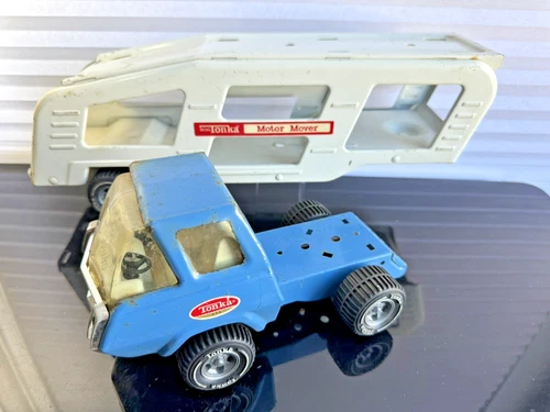 Tonka 1977 Car Hauler Corvette Carrier Pressed Steel Vintage Toy Truck Tractor