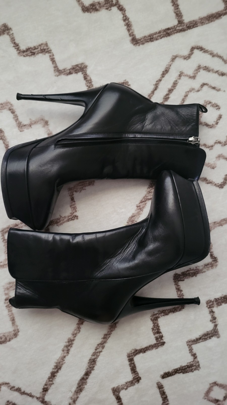 SAINT LAURENT STIVALI YSL