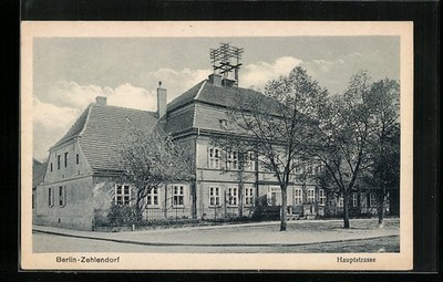 Berlin-Zehlendorf, on the main street, house view, postcard 