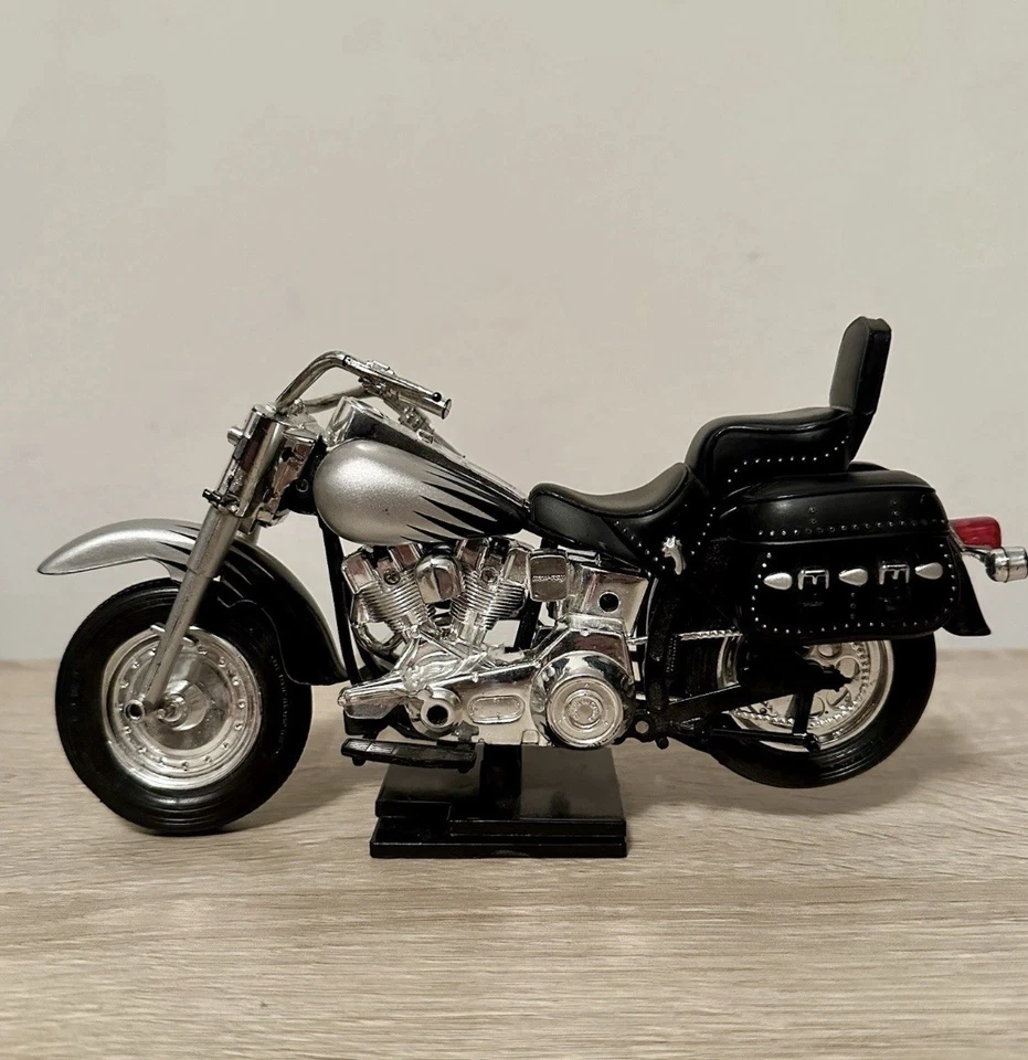 New-Ray Maisto Realtoy Mixed Random Motorcycle Car Truck Lot - Image 2 of 4