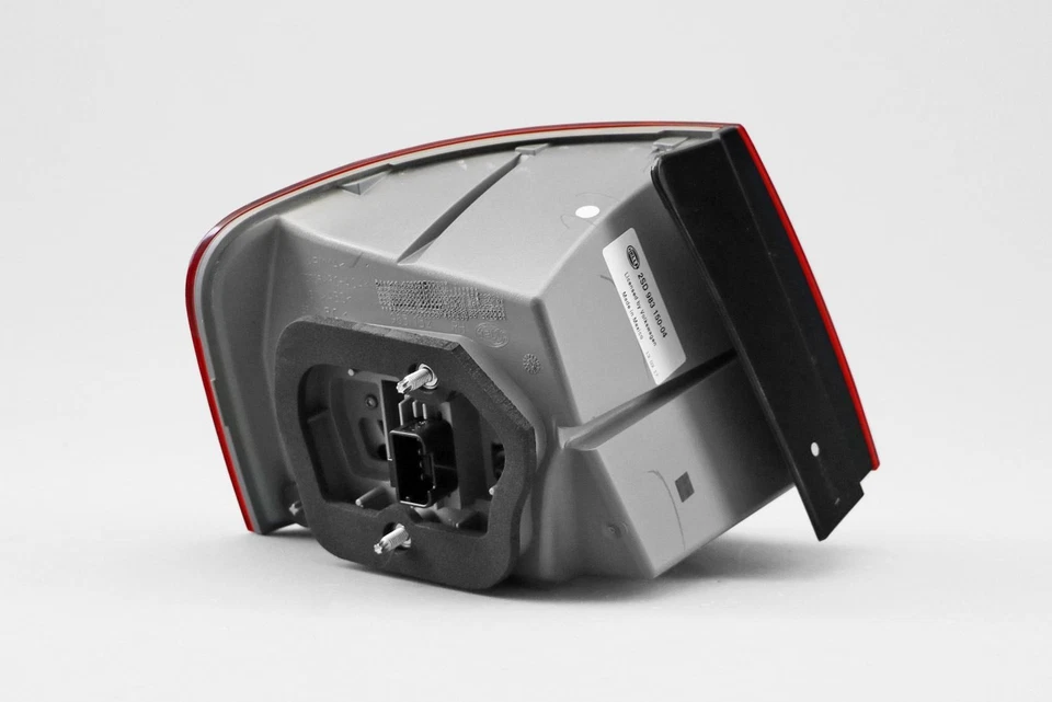 VW Jetta MK3 Rear Light Right LED 05-10 Tail Lamp Driver Off Side O/S OEM Hella - Image 4 of 4