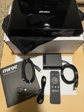 Miroir M631 Ultra Pro Portable 1080p Projector, 700 Lumen, Up To 120” Image, 4K