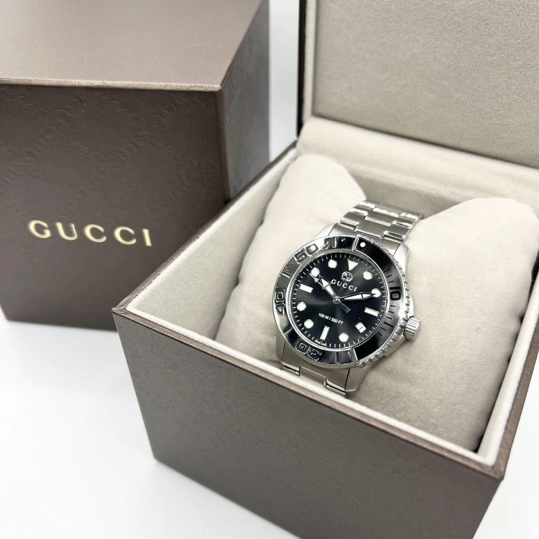 Gucci G Timeless montre de plongée en acier inoxydable YA126277 montre bracelet argent noir