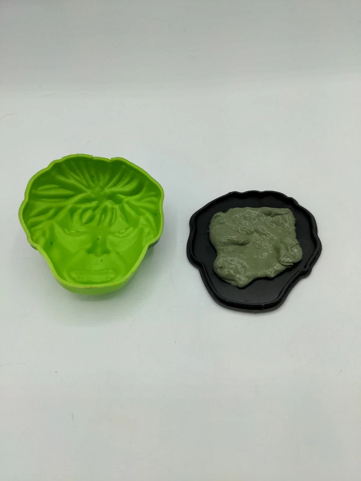 vintage Italian THE INCREDIBLE HULK POWER PUTTY Hong Kong Loose - Image 4 of 4