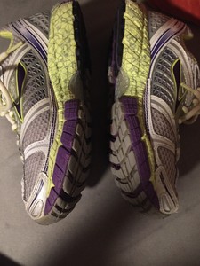 brooks trance 12 grey