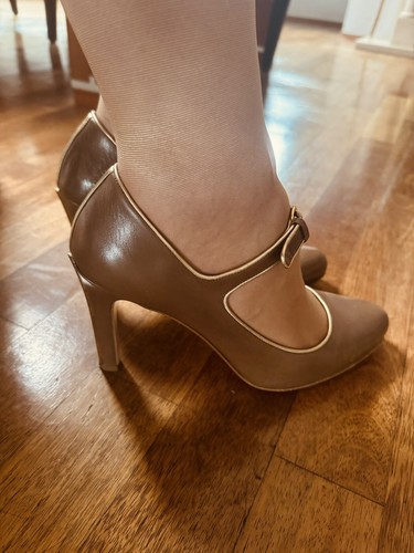 Miu Miu Pumps Nougat mit Gold abgesetzt Größe 41 - Bild 15 von 18