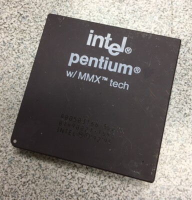 Intel Pentium MMX tech A80503166 SL27K 2.8v socket 7 CPU gold, ship today