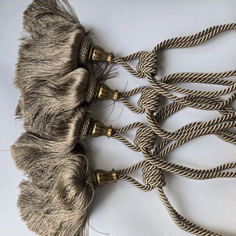 Set of 4 XL Vintage FRENCH Style Curtain Tassels Tie Backs Gold - Image 2 of 2