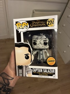 Funko Pop Pirates of the Caribbean Captain Salazar Ghost #274 Chase Limited Rare