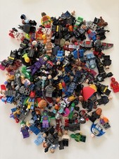 LEGO 10 Zufällige MARVEL & DC MINIFIGUREN