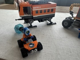 LEGO CITY: Arctic Outpost (60035)