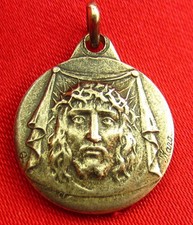 Vintage JESUS Medal HOLY FACE VERONICA'S VEIL AP KARO French Catholic Pendant