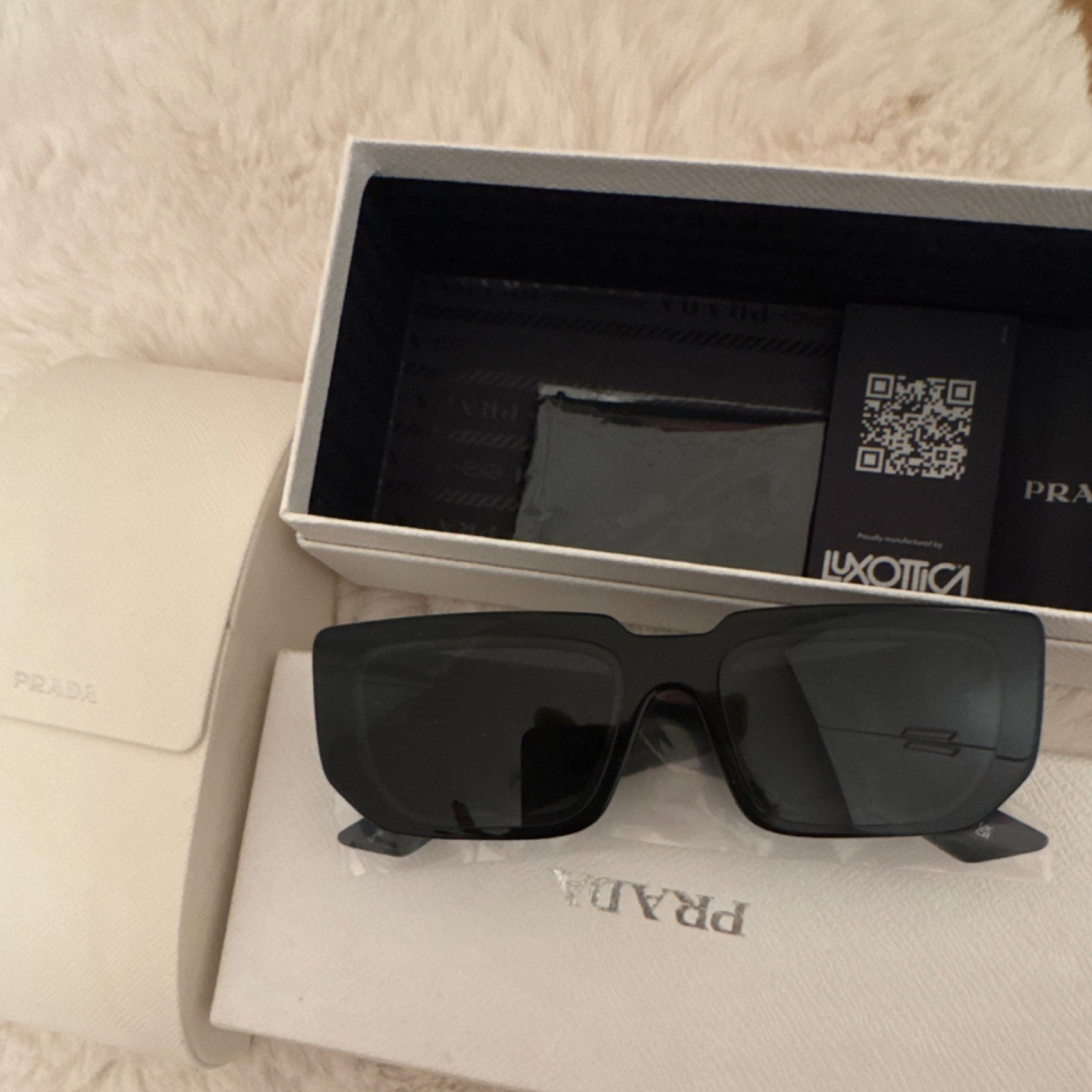 PRADA Black Rectangular Plastic Frame Women's Des… - image 3