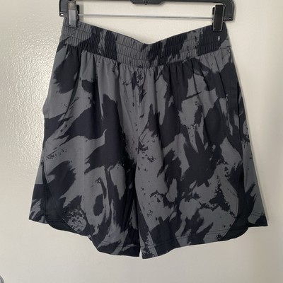 Under Armour UA Elevated Woven Shorts Men's M Black Camo 1382109-001