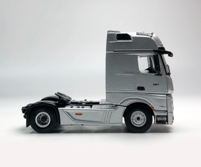 TM Perka 1:64 Benz Actros Tractor Container Truck Model Diecast