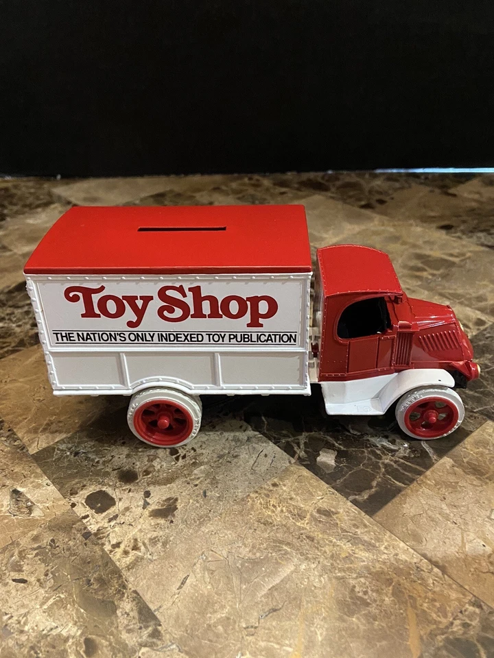 ERTL 1926 MACK Bull Dog Toy Shop TRUCK Diecast/Plastic COIN BANK Mint In Box - Image 3 of 4