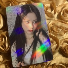 YUNJIN LE SSERAFIM Edition Celeb K-pop Pretty Girl Shiny Photo Card Light