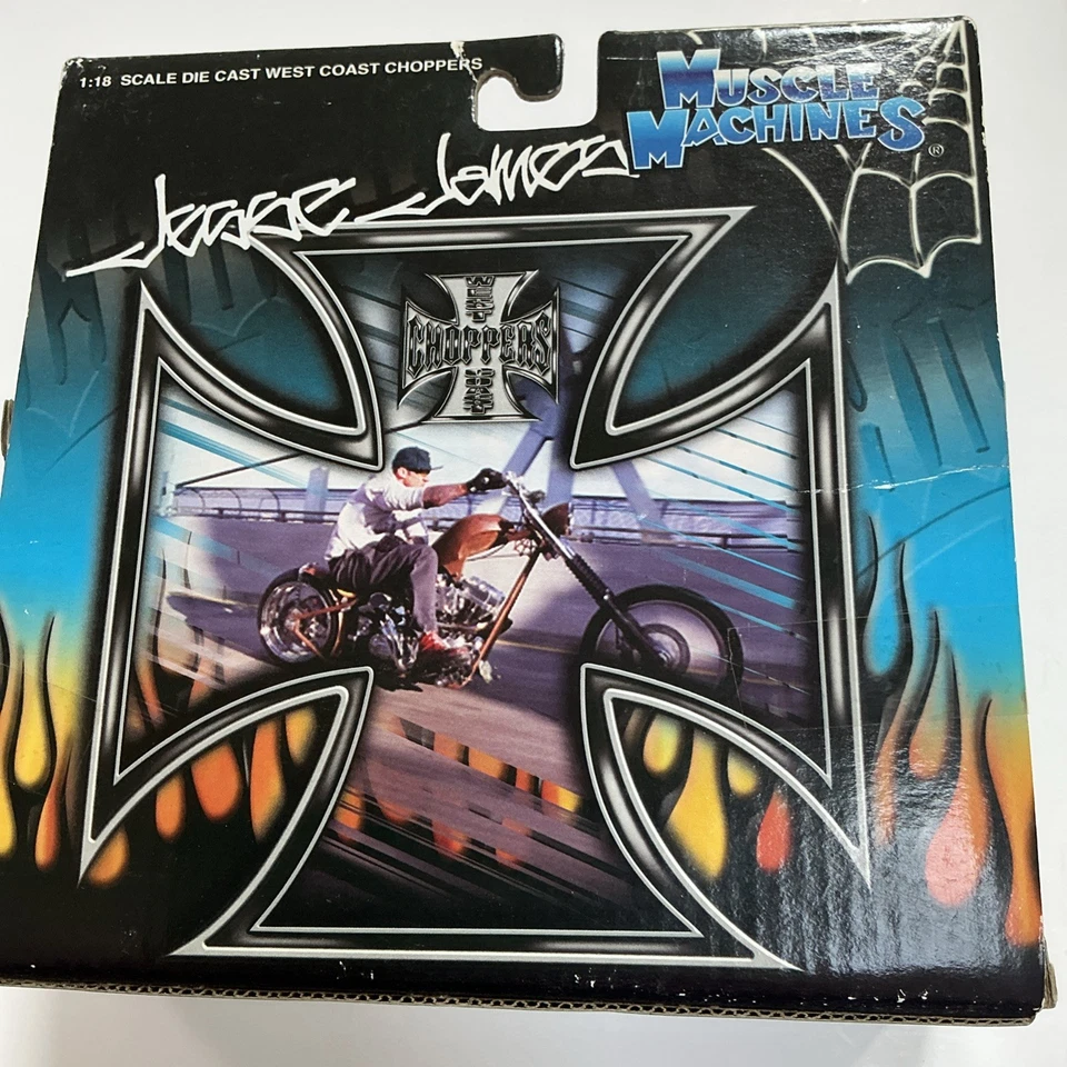 Jesse James Muscle Machines West Coast Choppers Cherry CFL 1/18 Scale A471 - Image 3 of 4