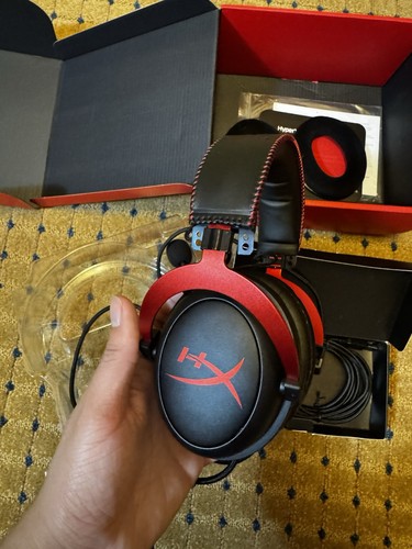 HyperX Cloud II – Gaming Headset for PC, PS5 / PS4 - Red Needs Parts - Picture 3 of 4