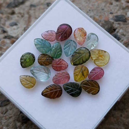 Natural Top Quality  Multi Color Tourmaline Carving Shape Leaf  20 Piece lot - Afbeelding 17 van 24