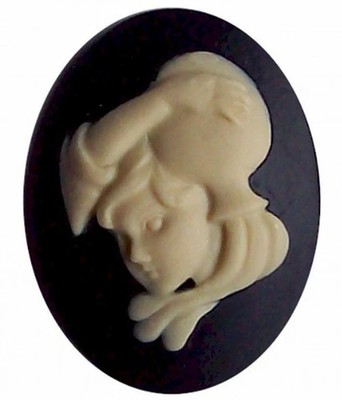 40x30mm Resin Zodiac Cameo Aquarius Black and Ivory 556x