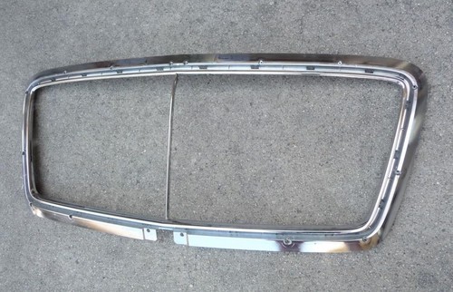 2016-2020 Bentley Bentayga Radiator Grill Chrome Trim Ring 36A853667 OEM A1 - Picture 3 of 11