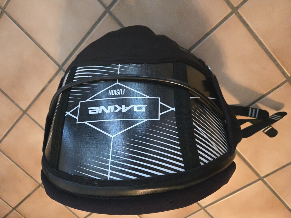 Dakine Fusion Harness, spreader bar included. Size LARGE eBay