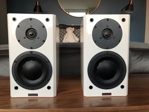 dynaudio focus 110