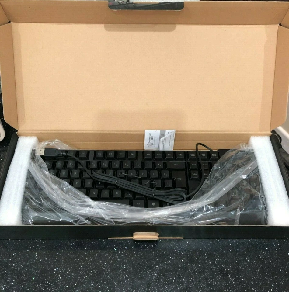 Motospeed K70L Gaming Keyboard USB wired, Multi-colour Backlit (US Layout) - Image 3 of 4