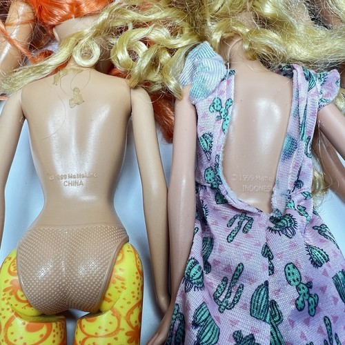 Lotto 10 Barbie e 2 Ken Bambole Vestiti Vintage Scarpe Anni 80 ’90 2000 Baby - Foto 7 di 17