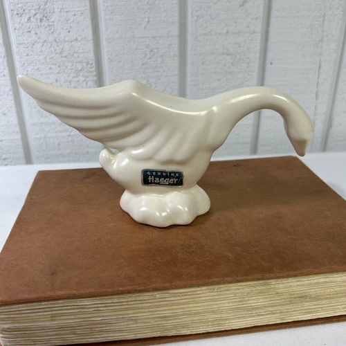 Vintage Haeger Pottery White Swan Figurine 1940’s Art Deco With Label