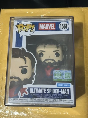 Funko Pop! Ultimate Spider-Man (Marvel #1561) 5000 PCs ULTRA LE w/ Protector