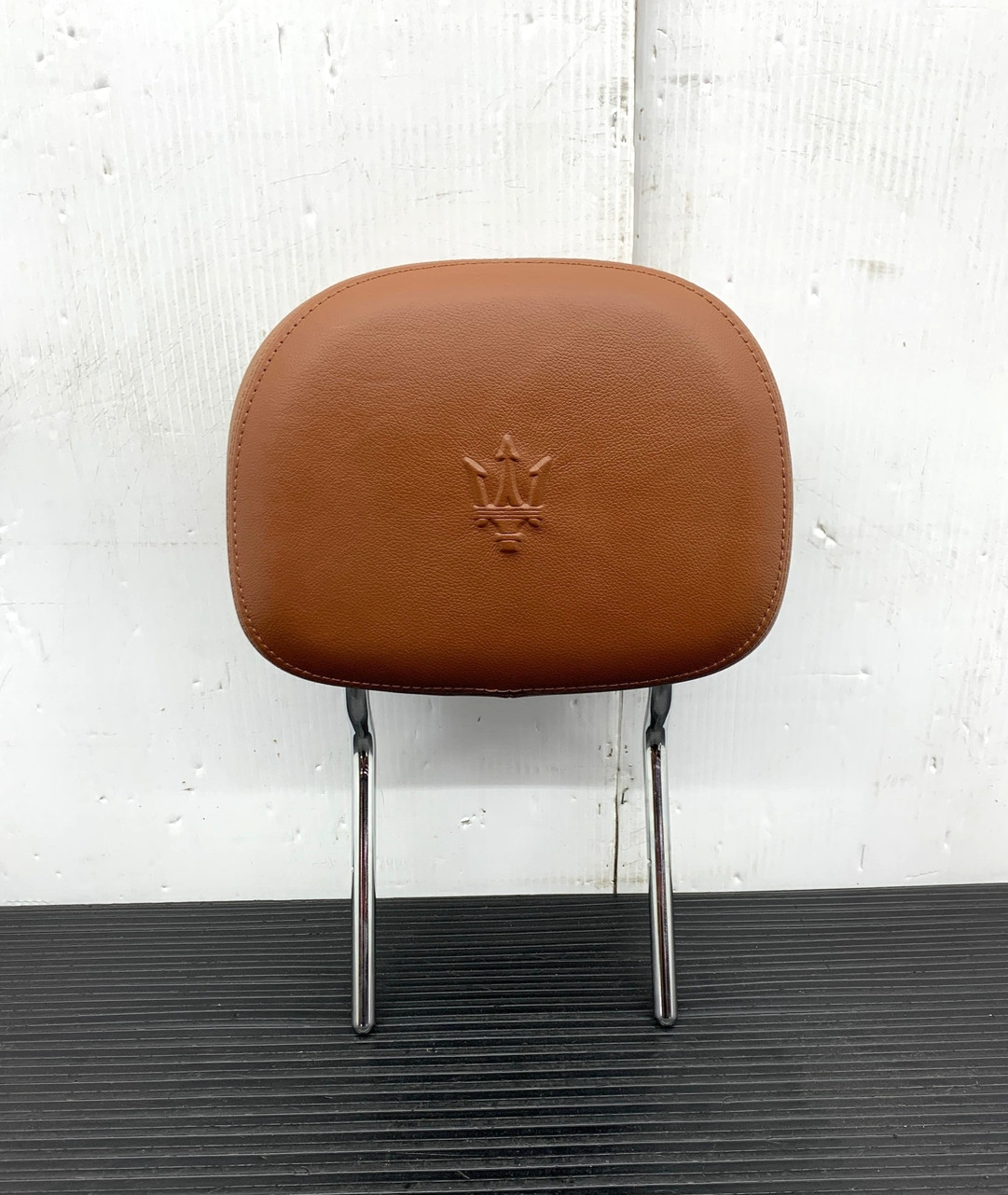 2014 - 2019 MASERATI GHIBLI M157 OEM LEFT FRONT SEAT HEADREST | CUOIO