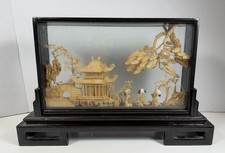 Scultura cinese vintage scultura sughero intagliato diorama cicogne e pagode alberi custodia vetro