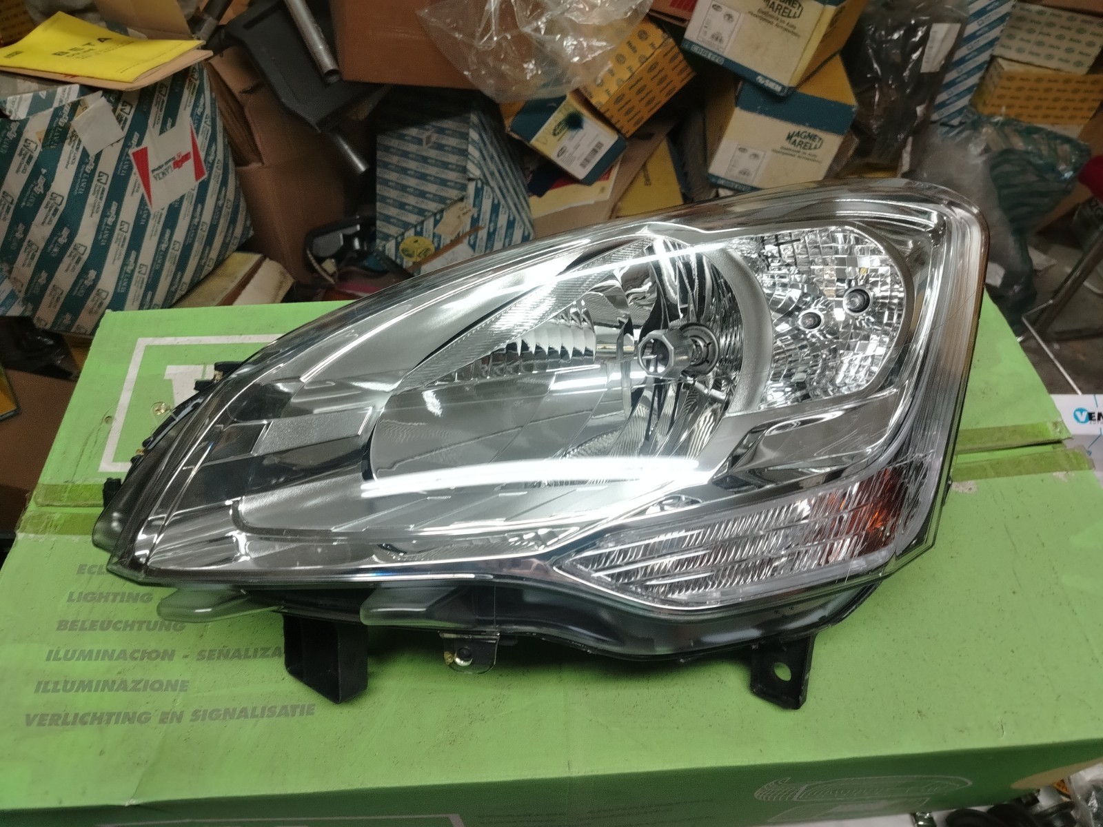 FARO FANALE SINISTRO PER CITROEN BERLINGO 08-20 PEUGEOT PARTNER 15-20 PARTNER
