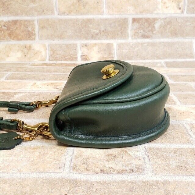 Old Coach German Hook Mini Shoulder Bag USA Green 9826 Old Coach German Hook Mini Shoulder Bag USA Green 9826