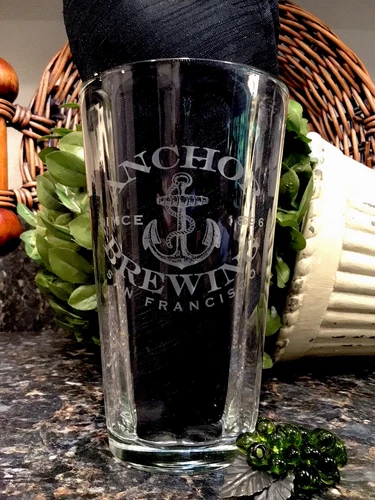 Limited Edition 2011 ANCHOR BREWING Paneled Pint Glass San Francisco PRISTINE!