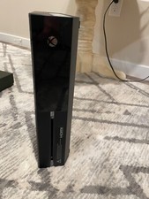 Microsoft Xbox One 500GB Home Console - Black 1540